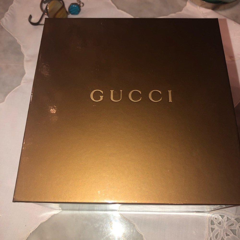 GUCCI Chiodo SOLID SILVER Ladies Watch YA123501